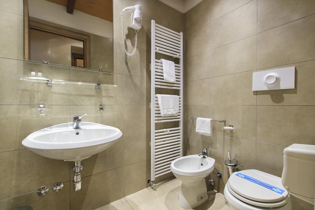 Antica Locanda Del Villoresi Нервиано Номер фото